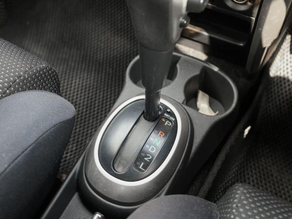 Toyota Ist I с пробегом 2003 года, цена 399 000 рублей, 281000 км, хэтчбек, Автокод Объявления