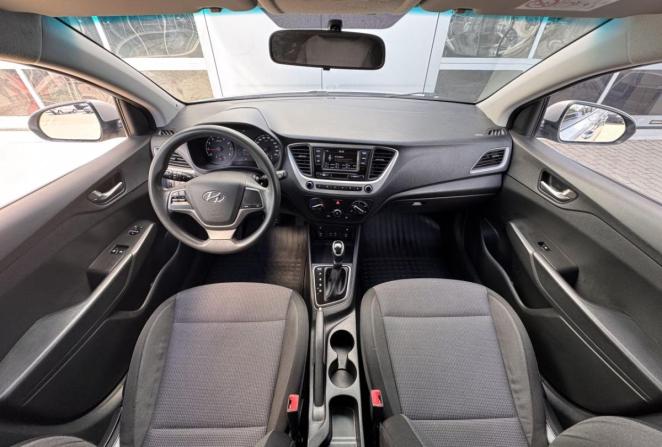 Hyundai Solaris I Рестайлинг с пробегом 2017 года, цена 1 320 000 рублей, 164438 км, седан, Автокод Объявления