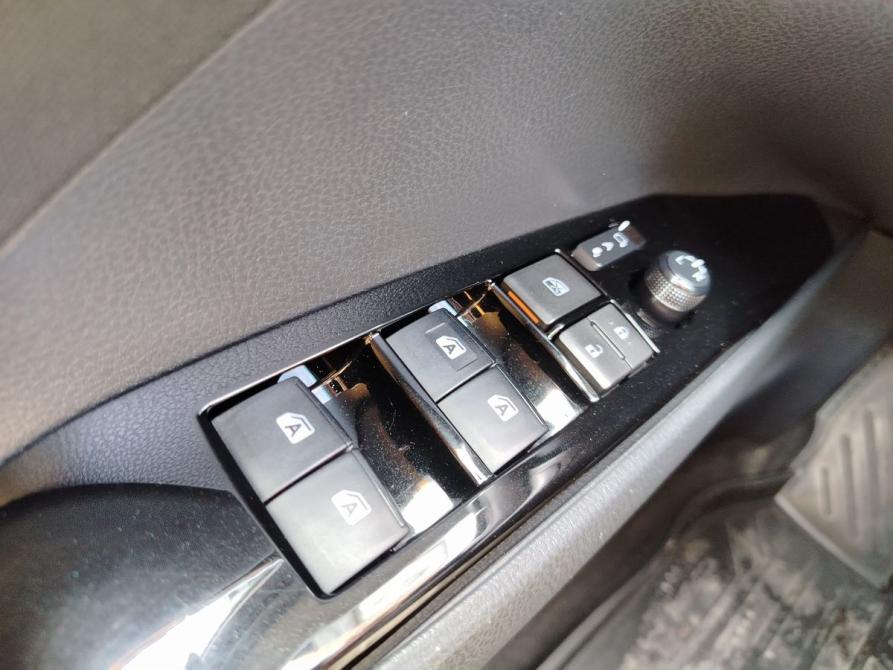 Toyota Camry VIII (XV70) Ярославль  - изображение 20