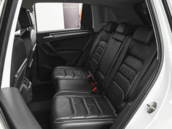 Volkswagen Tiguan II с пробегом 2019 года, цена 2 424 000 рублей, 146491 км, внедорожник, Автокод Объявления