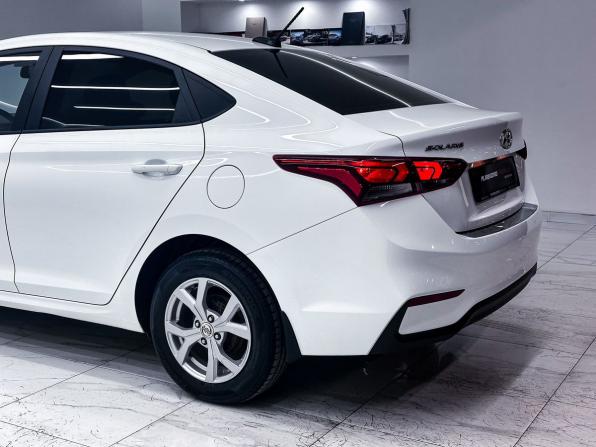 Hyundai Solaris II с пробегом 2017 года, цена 1 249 000 рублей, 140000 км, седан, Автокод Объявления