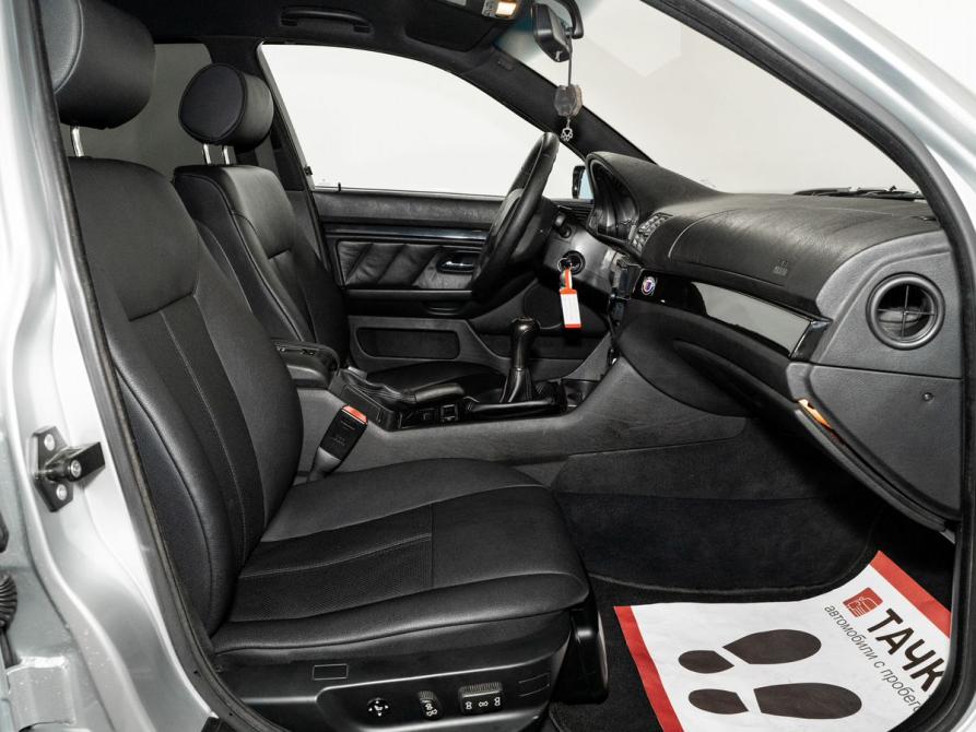 BMW 5 серии IV (E39) Рестайлинг Иркутск  - изображение 6