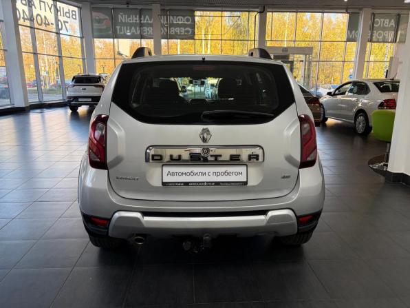 Renault Duster I Рестайлинг с пробегом 2017 года, цена 1 358 000 рублей, 125649 км, внедорожник, Автокод Объявления