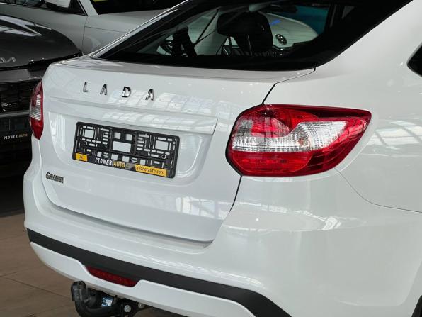 Lada (ВАЗ) Granta I Рестайлинг с пробегом 2024 года, цена 880 000 рублей, 14211 км, лифтбек, Автокод Объявления
