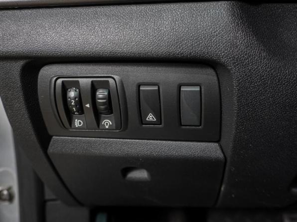 Renault Fluence I Рестайлинг с пробегом 2014 года, цена 909 000 рублей, 127900 км, седан, Автокод Объявления