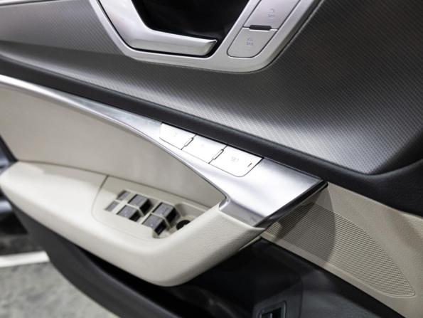 Audi A6 V (C8) с пробегом 2021 года, цена 3 759 700 рублей, 106980 км, седан, Автокод Объявления