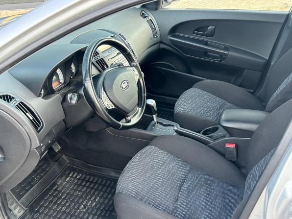 Kia Ceed I с пробегом 2008 года, цена 680 000 рублей, 179112 км, универсал, Автокод Объявления