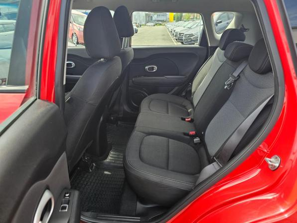 Kia Soul II Рестайлинг с пробегом 2018 года, цена 1 574 995 рублей, 82089 км, хэтчбек, Автокод Объявления