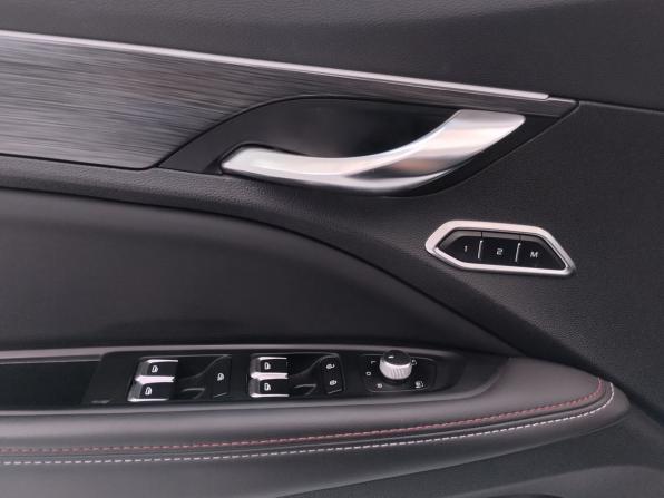 Geely Tugella I Рестайлинг с пробегом 2023 года, цена 2 820 000 рублей, 43599 км, внедорожник, Автокод Объявления