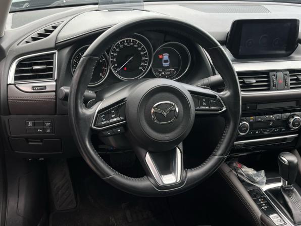 Mazda 6 III (GJ) Рестайлинг с пробегом 2018 года, цена 1 670 000 рублей, 129591 км, седан, Автокод Объявления