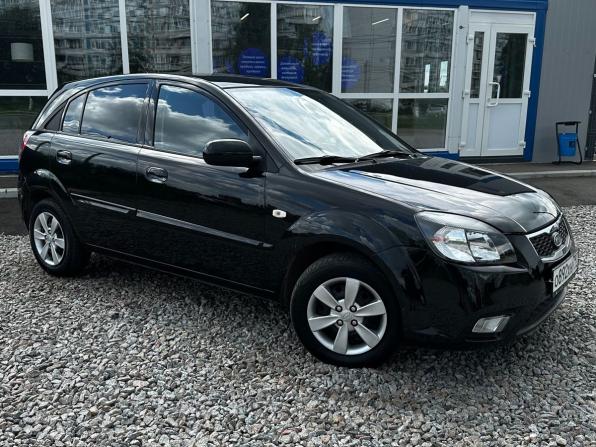 Kia Rio II Рестайлинг с пробегом 2011 года, цена 635 000 рублей, 86197 км, хэтчбек, Автокод Объявления