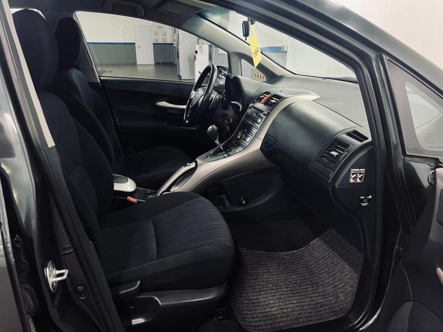 Toyota Auris I Санкт-Петербург  - изображение 7