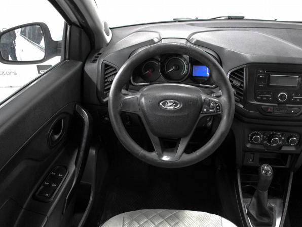 Lada (ВАЗ) XRAY I с пробегом 2017 года, цена 829 900 рублей, 129000 км, хэтчбек, Автокод Объявления