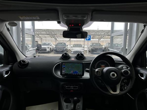 Smart Forfour II с пробегом 2016 года, цена 840 000 рублей, 58000 км, хэтчбек, Автокод Объявления