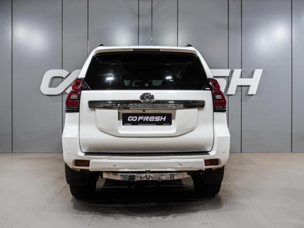 Toyota Land Cruiser Prado 150 Series Рестайлинг 1 с пробегом 2015 года, цена 3 049 000 рублей, 430023 км, внедорожник, Автокод Объявления