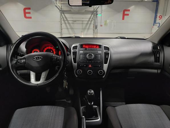 Kia Ceed I Рестайлинг с пробегом 2011 года, цена 690 000 рублей, 250980 км, хэтчбек, Автокод Объявления