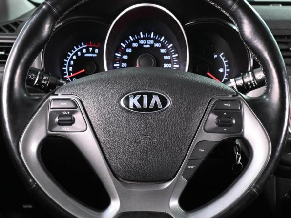 Kia Rio III Рестайлинг с пробегом 2016 года, цена 1 154 000 рублей, 216559 км, седан, Автокод Объявления