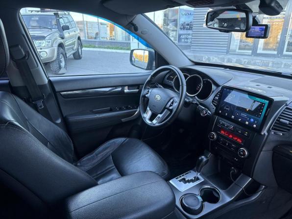 Kia Sorento II с пробегом 2011 года, цена 1 400 000 рублей, 206992 км, внедорожник, Автокод Объявления