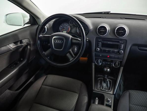 Audi A3 II (8P) Рестайлинг 2 с пробегом 2010 года, цена 799 000 рублей, 234504 км, хэтчбек, Автокод Объявления