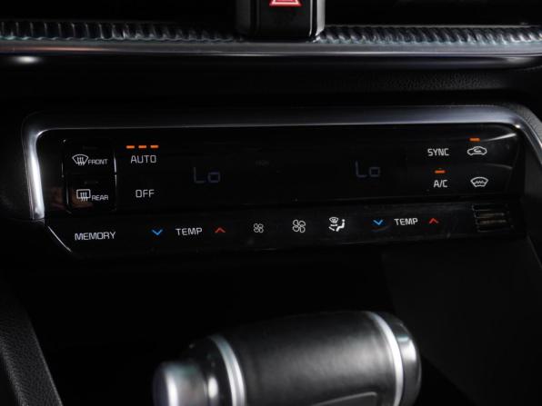 Kia K5 III с пробегом 2020 года, цена 2 490 000 рублей, 89891 км, седан, Автокод Объявления