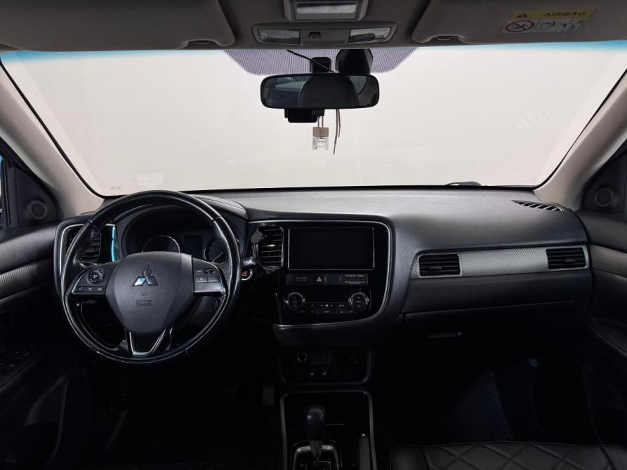 Mitsubishi Outlander III Рестайлинг 2 Тюмень  - изображение 8