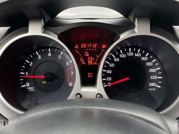 Nissan Juke I с пробегом 2012 года, цена 815 000 рублей, 201697 км, внедорожник, Автокод Объявления