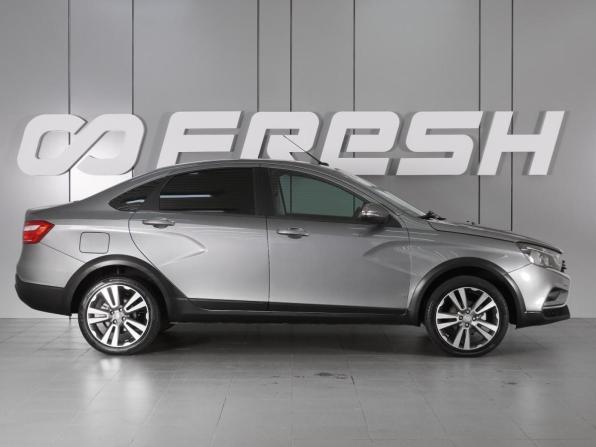 Lada (ВАЗ) Vesta I с пробегом 2018 года, цена 1 045 000 рублей, 134623 км, седан, Автокод Объявления