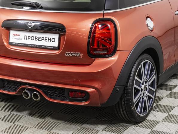 Mini Hatch III (F55/F56) Рестайлинг с пробегом 2020 года, цена 3 185 325 рублей, 42379 км, хэтчбек, Автокод Объявления