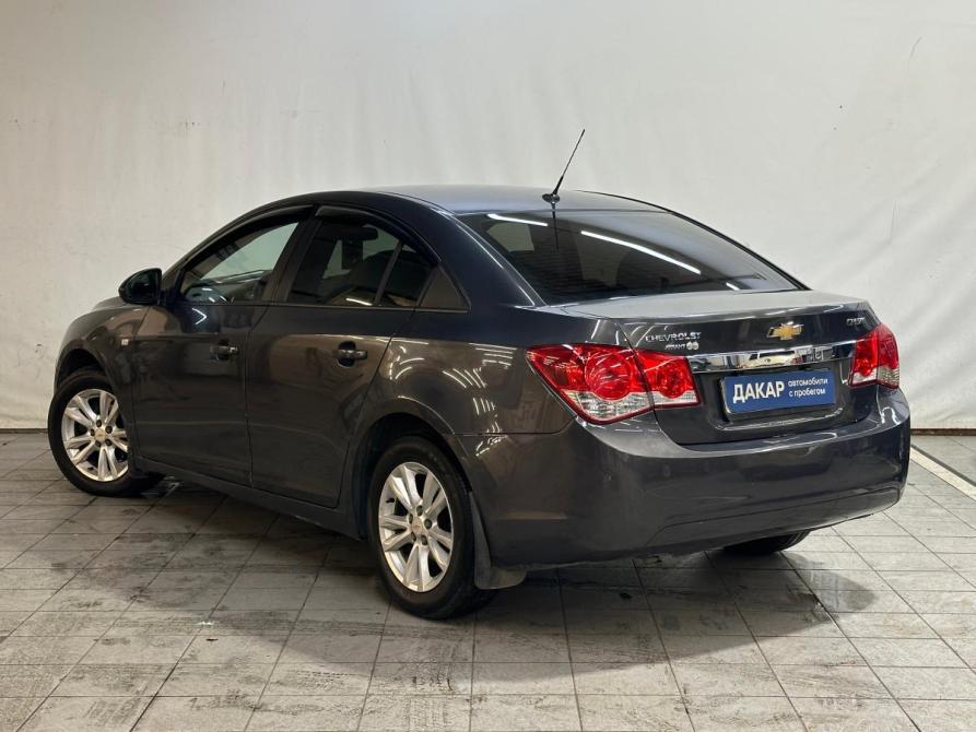 Chevrolet Cruze I Рестайлинг Санкт-Петербург  - изображение 4