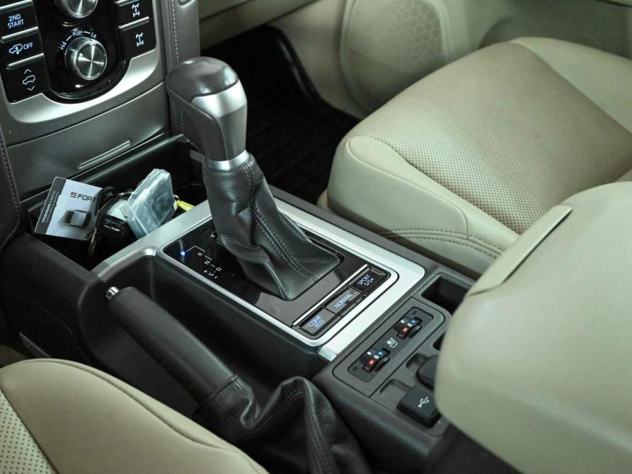 Toyota Land Cruiser Prado 150 Series Рестайлинг 3 Екатеринбург  - изображение 16