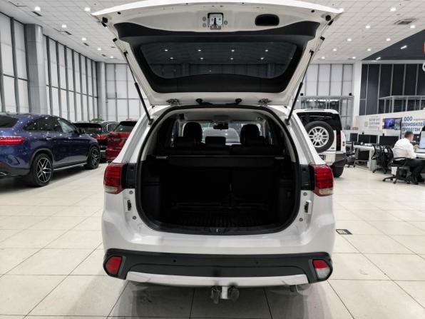 Mitsubishi Outlander III Рестайлинг 2 с пробегом 2017 года, цена 1 299 000 рублей, 154337 км, внедорожник, Автокод Объявления
