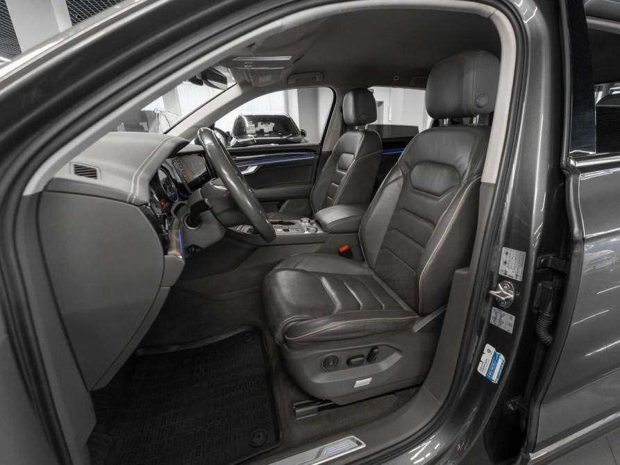 Volkswagen Touareg III Москва  - изображение 9