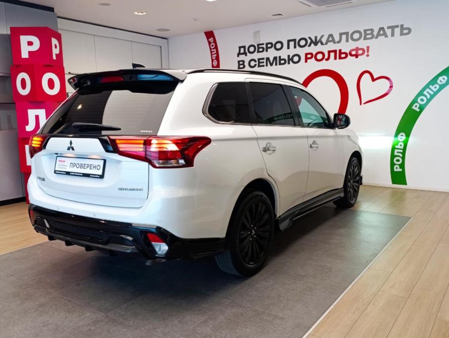 Mitsubishi Outlander III Рестайлинг 3 Москва  - изображение 4