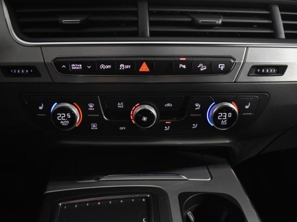 Audi Q7 II (4M) с пробегом 2015 года, цена 2 640 000 рублей, 202455 км, внедорожник, Автокод Объявления