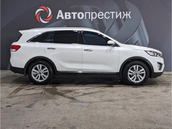Kia Sorento II Рестайлинг с пробегом 2017 года, цена 2 395 000 рублей, 109420 км, внедорожник, Автокод Объявления