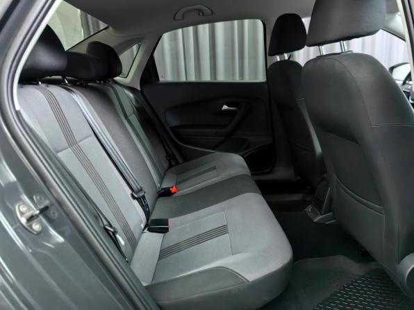 Volkswagen Polo V Рестайлинг с пробегом 2016 года, цена 1 032 000 рублей, 149445 км, седан, Автокод Объявления