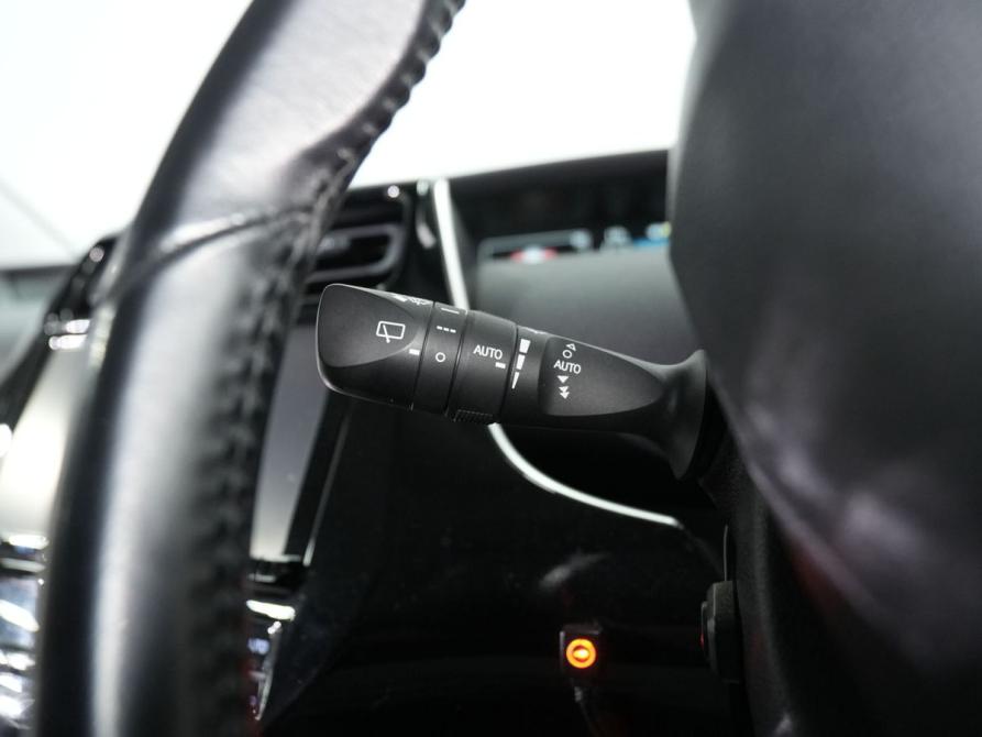 Toyota Prius IV (XW50) Новосибирск  - изображение 28