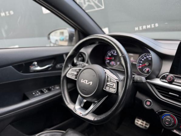 Kia Cerato IV Рестайлинг с пробегом 2022 года, цена 2 300 000 рублей, 80324 км, седан, Автокод Объявления