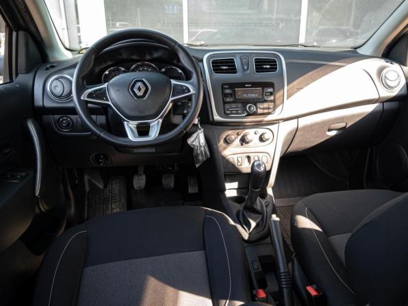 Renault Sandero II Рестайлинг с пробегом 2019 года, цена 1 000 000 рублей, 29735 км, хэтчбек, Автокод Объявления