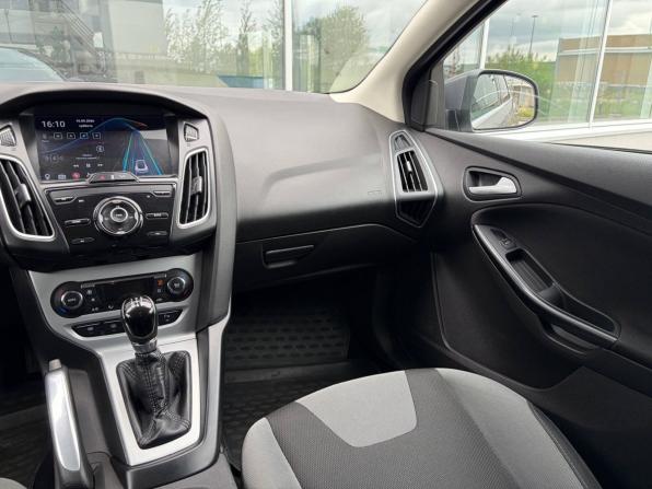 Ford Focus III с пробегом 2011 года, цена 635 000 рублей, 255606 км, хэтчбек, Автокод Объявления