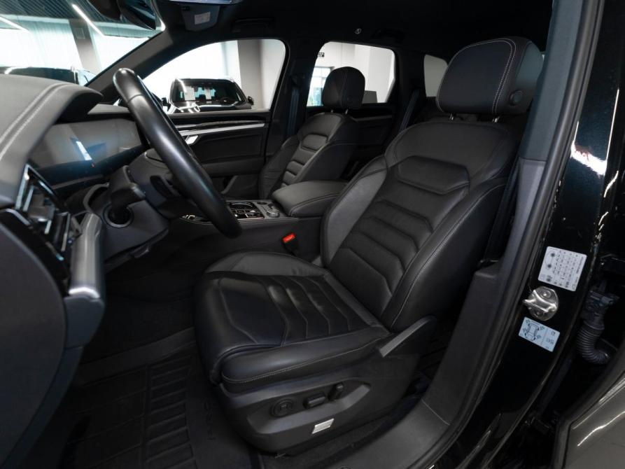 Volkswagen Touareg III Рестайлинг Москва  - изображение 9