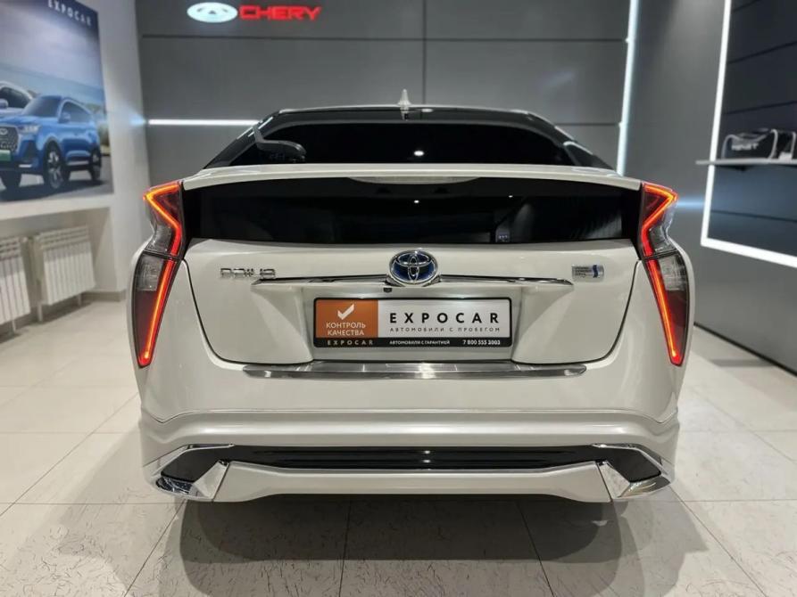 Toyota Prius IV (XW50) Новосибирск  - изображение 4