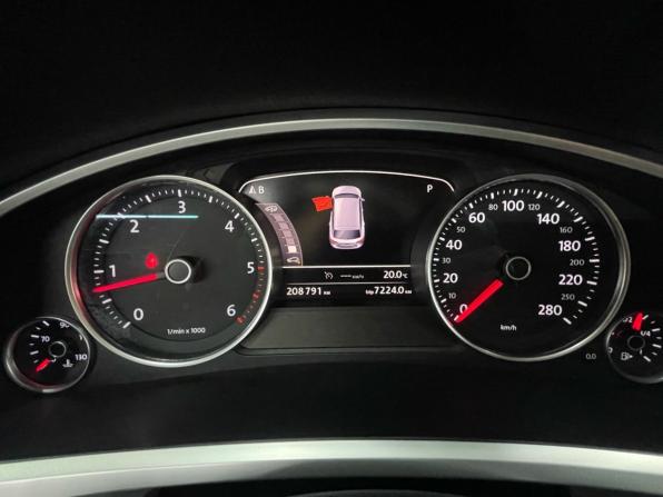 Volkswagen Touareg II Рестайлинг с пробегом 2016 года, цена 2 898 000 рублей, 208790 км, внедорожник, Автокод Объявления
