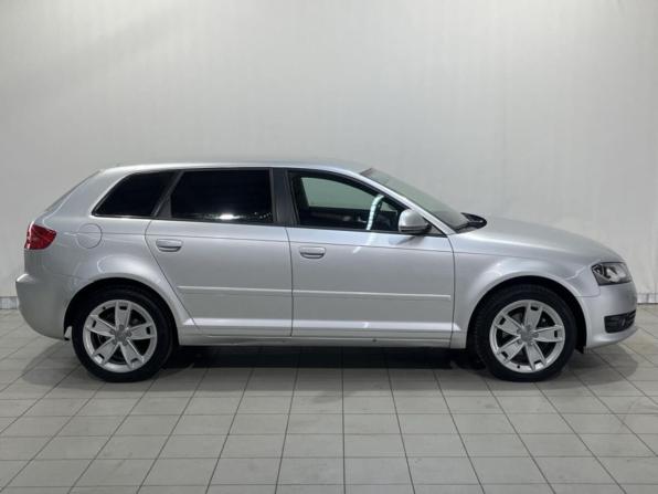 Audi A3 II (8P) Рестайлинг 2 с пробегом 2009 года, цена 925 000 рублей, 141148 км, хэтчбек, Автокод Объявления