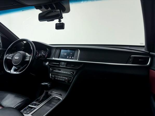 Kia Optima IV с пробегом 2018 года, цена 2 325 000 рублей, 102132 км, седан, Автокод Объявления