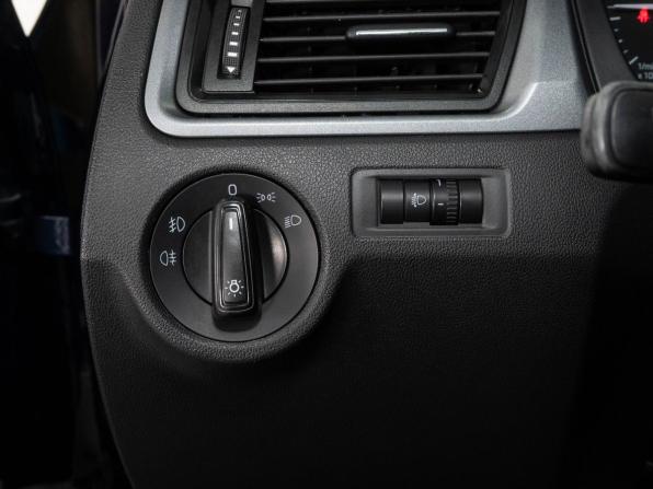 Skoda Rapid I Рестайлинг с пробегом 2017 года, цена 1 128 000 рублей, 132600 км, лифтбек, Автокод Объявления