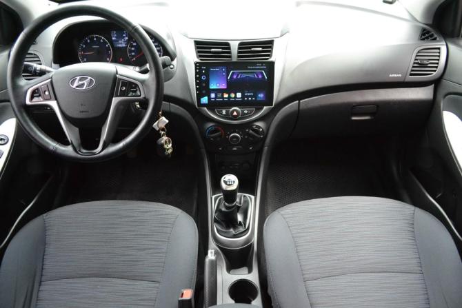 Hyundai Solaris I Рестайлинг с пробегом 2015 года, цена 820 000 рублей, 140670 км, седан, Автокод Объявления