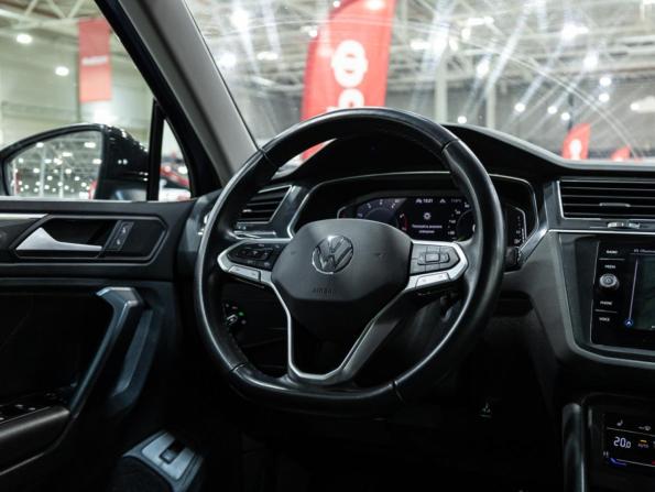 Volkswagen Tiguan II Рестайлинг с пробегом 2022 года, цена 3 500 000 рублей, 38073 км, внедорожник, Автокод Объявления