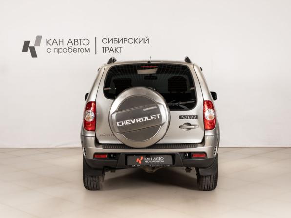 Chevrolet Niva I Рестайлинг с пробегом 2012 года, цена 539 000 рублей, 110325 км, внедорожник, Автокод Объявления