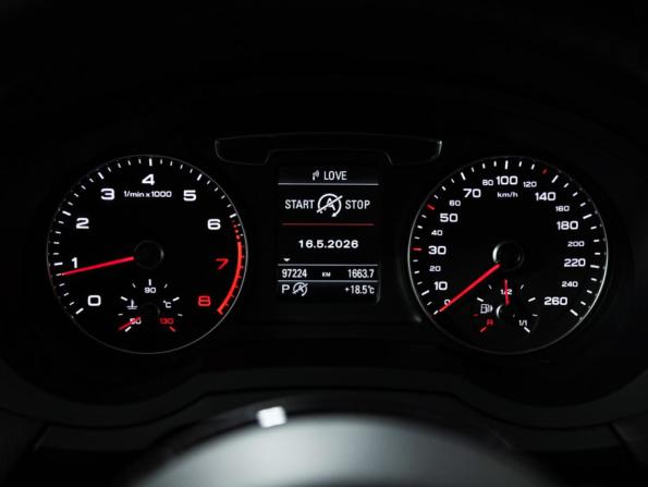 Audi Q3 I (8U) Рестайлинг с пробегом 2017 года, цена 2 329 000 рублей, 97218 км, внедорожник, Автокод Объявления